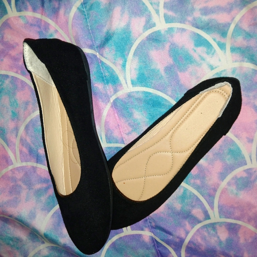 Black Flat Sandals Size womans  (7)aka(37)